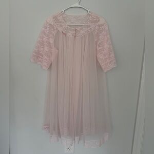 Shadowline VTG Sleeping Gown